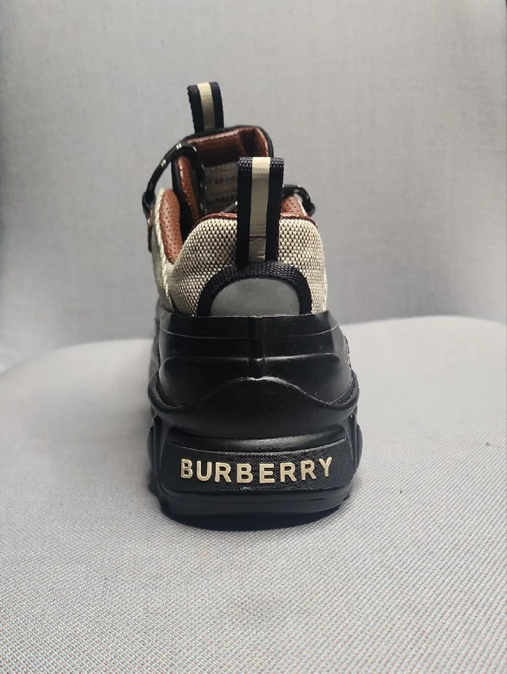 Burberry Beige and Black Men's Low-Top Sneaker